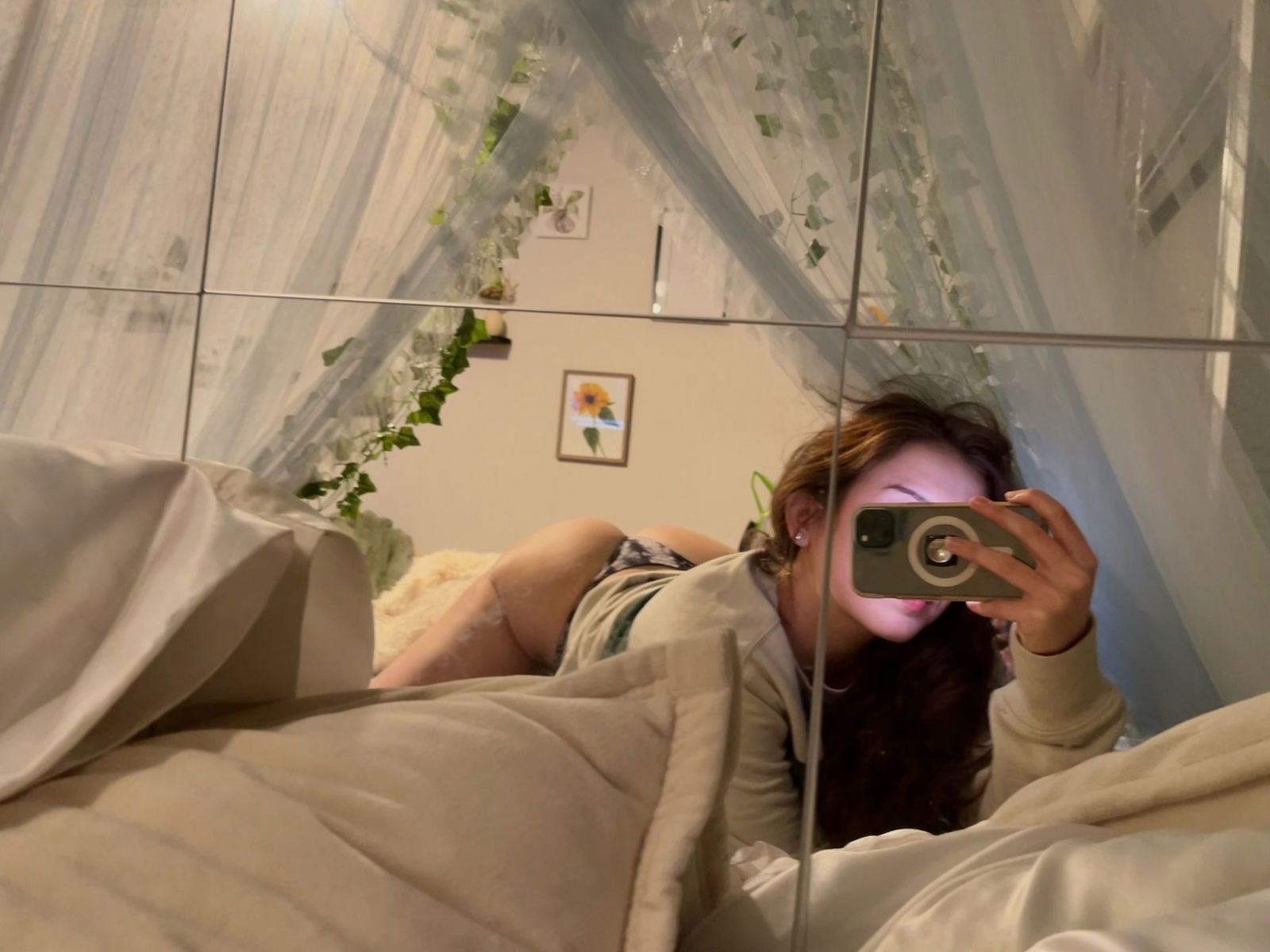 Theboxgirl📦😈 photo