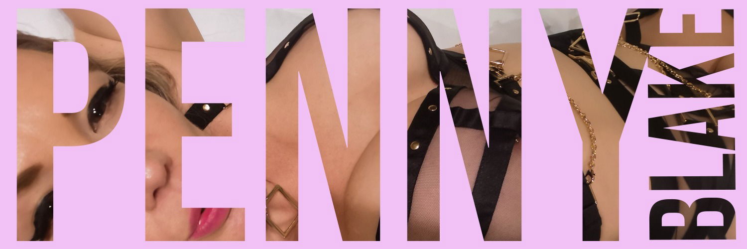 Goddess Size Queen Hotwife photo