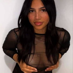 Mirella, OnlyFans Model from Miami