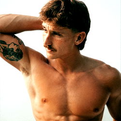 Teosworld: A Shirtless Fitness Model