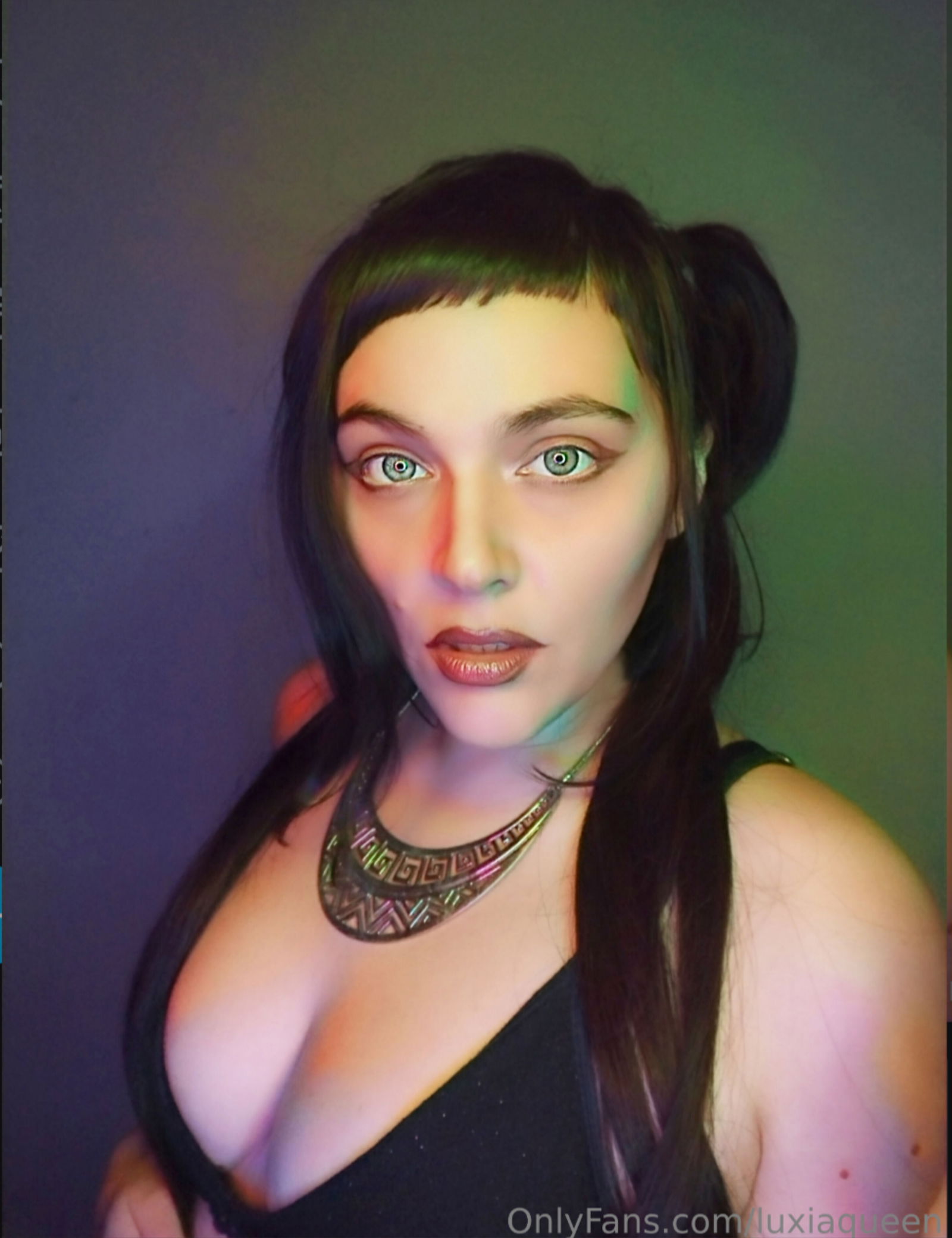 LÚXIA QUEEN👑🔝4% KINKY FEM/FINDOM GODDESS photo