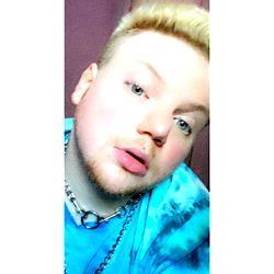 Onlyfans Model SJ - Aesthetic Selfie with Tattoo and Beard