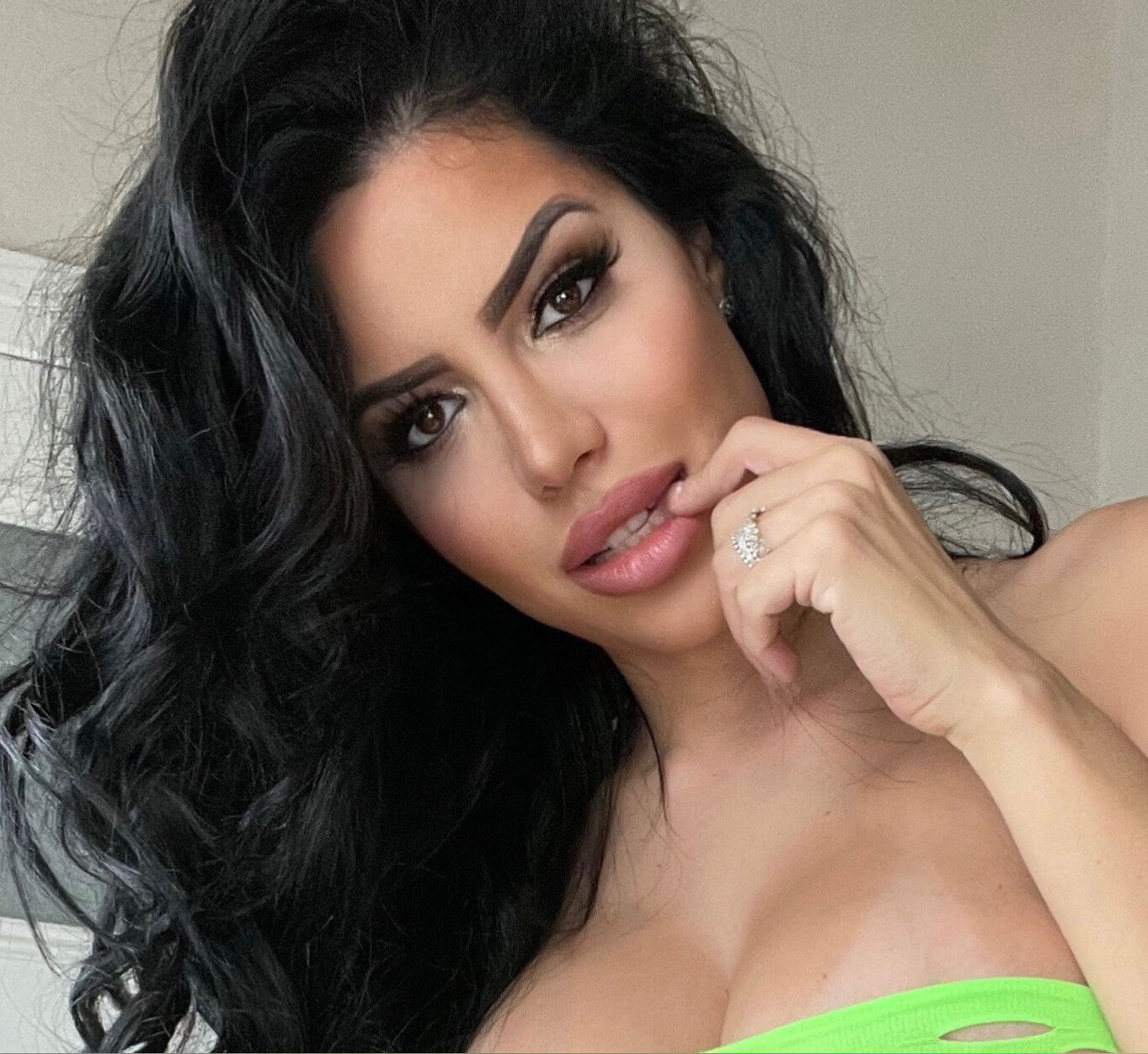 Larissa Santos Lima photo