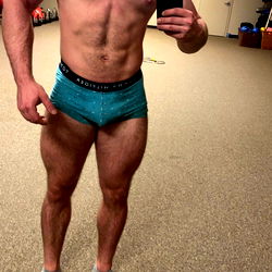 Anonymousbodybuilder's Muscular Physique in Gym