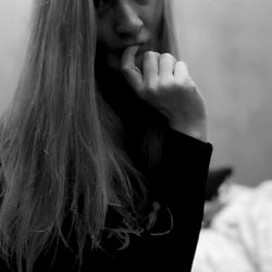 Alenka1995: Model Shot with Confident Pose