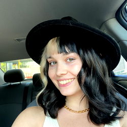 Smiling Willow, Fans Only Photo