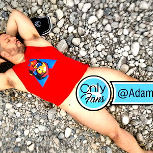 @adamjoneslive photo