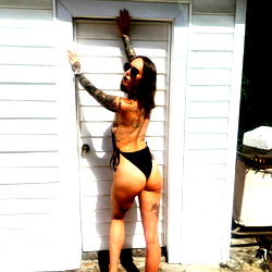 Victoria, OnlyFans Model, on a Shoot