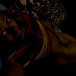 ✌🌻HoneyyDipp🍯💛 photo