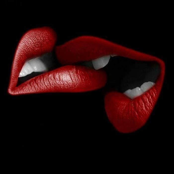 Mia 🦋 Sweet Wife 🦋 photo