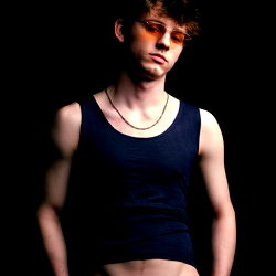 Hunter Moon - Striking Onlyfans Model