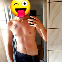 Model in Shower with Pose, Osnabrück