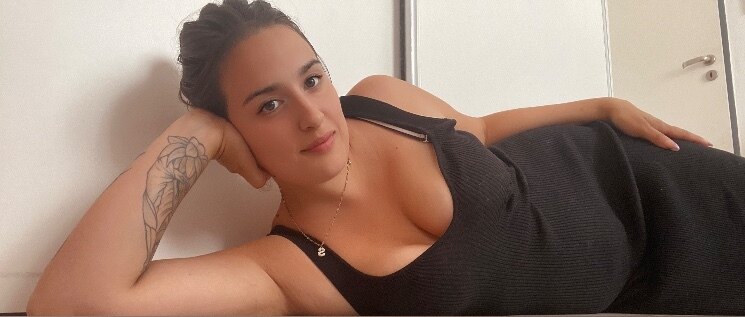 N I N A   ♥️✨ photo