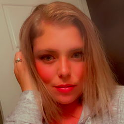 Sammi Ardessi's OnlyFans Model Shoot