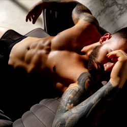 Oliver Colt TOP 🔝 photo