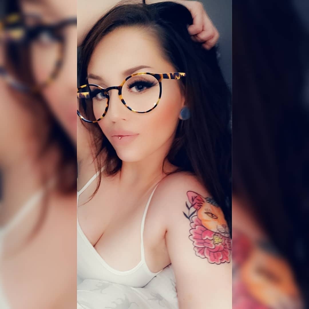 Titties_for_kitties photo