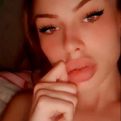 Beautiful Aurora XXX Brook: A Captivating Model from the UK