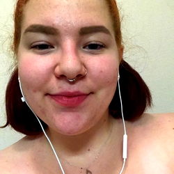 Onlyfans Model Aurora LeStrange's Glamorous Selfie