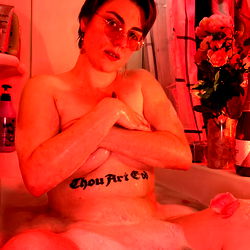 Laina, an OnlyFans model from the United States