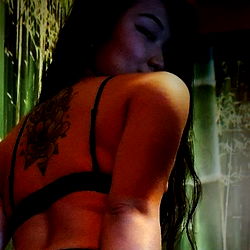 Amaterasu, a Brazilian beauty in lingerie