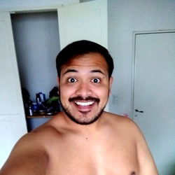 Alejandroz5676 Taking a Selfie