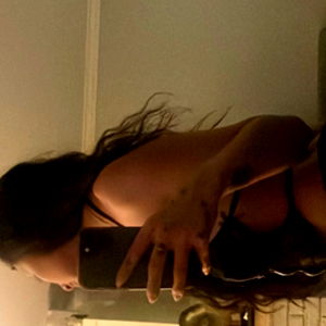 angelips๐ง๐ฝโโ๏ธ photo