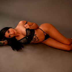 Alanna Craft - Colombian OnlyFans Model