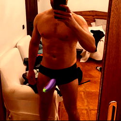 Availableforcontent photo