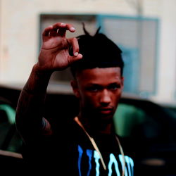 Mr Beat Her Box photo