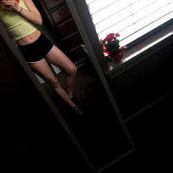 delilah ☀️ photo