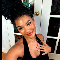 Chloe Kiwi 🌷✨ bush princess photo