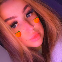 Alicia Lauren: The OnlyFans Sensation