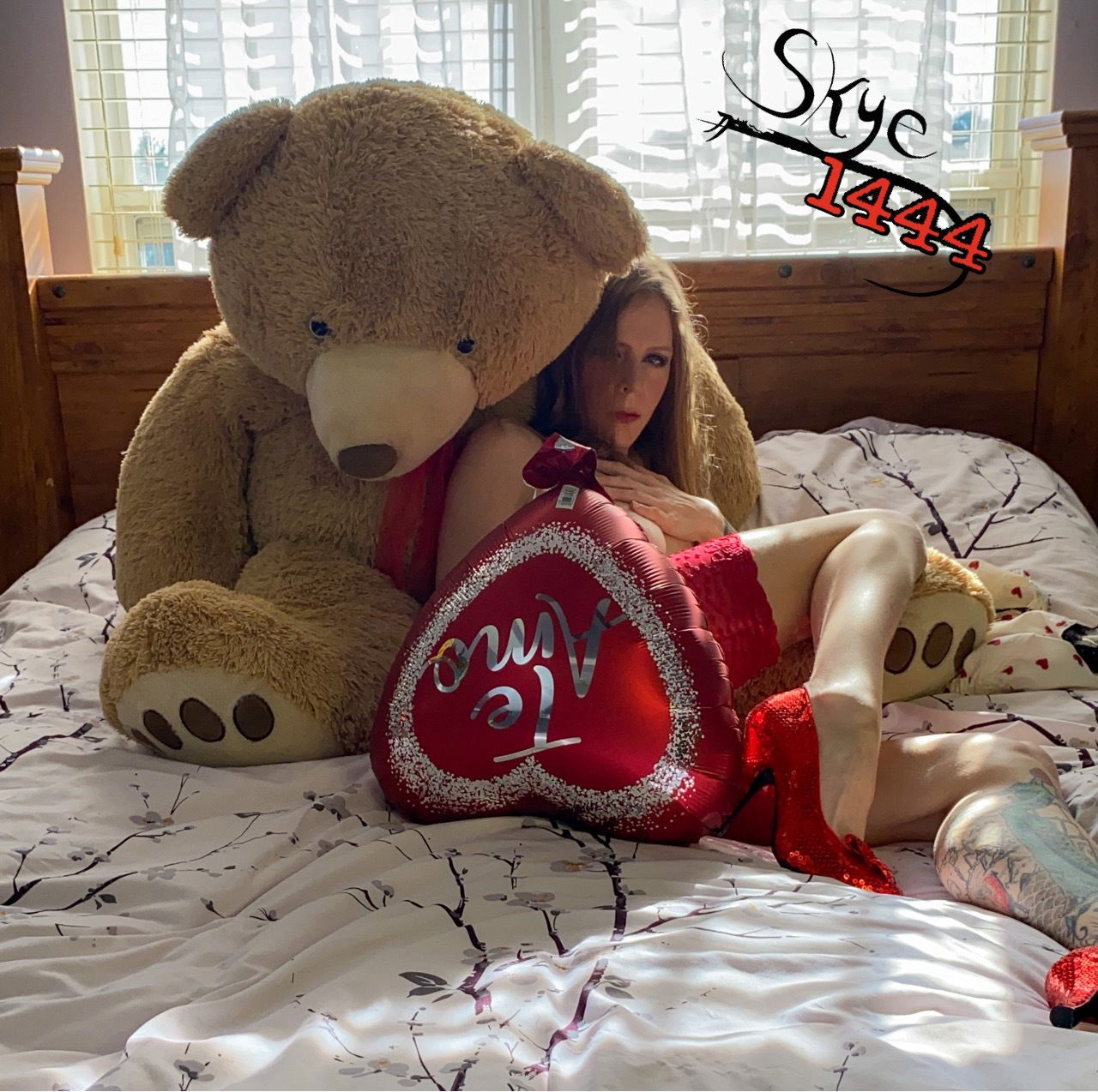 Skye 💫 ✨ 💖 photo