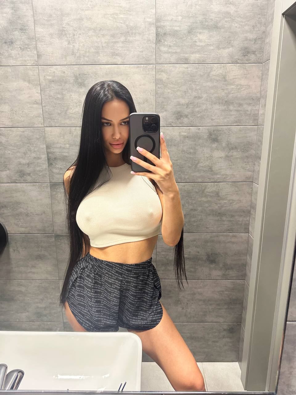 🔥𝐀𝐥𝐢𝐧𝐚 🤸🏼‍♀️𝙃𝙊𝙏 𝙂𝙔𝙈𝙉𝘼𝙎𝙏𝙄𝘾𝙎  😈 photo