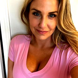 Southern Mommy 🌻 photo