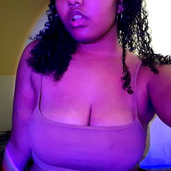 Nova's Enchanting Purple Aura Photoshoot