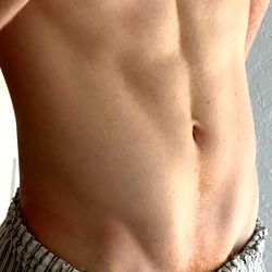 Fit OnlyFans Model in Ripped Abs Shoot