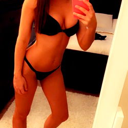 Onlyfans Model Amanda