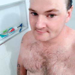 Azza, an OnlyFans model from Australia