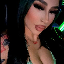 Fantasy, the OnlyFans Model with Breathtaking Beauty!