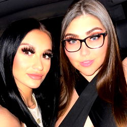 SAM 🍒 ONLINE 💗✨ photo