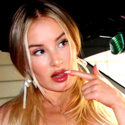 OnlyFans Model Alexandra QoS ♠️