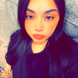 Onlyfans Model Lulllbabyy: A Look into Her World