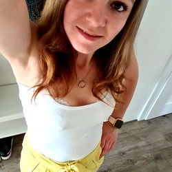 Jasmin93 in a Summer Outfit