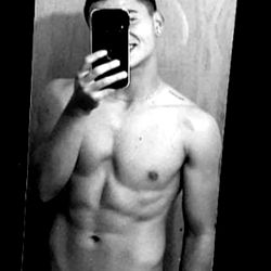 Alejo Onlyfans, Bogota - Male Model in Shirtless Workout Pose