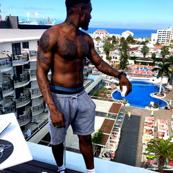 Deejay, Strong and Fit