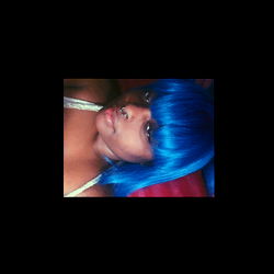 Model Senpaiiitrinnn Posing for Instagram