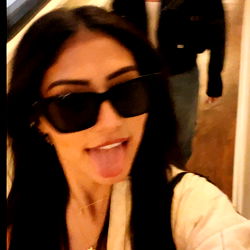 Amalia Rivera - A Model on the Move