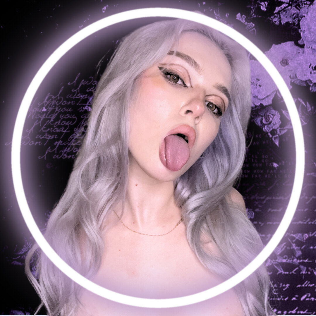 ⨢𝓛̟𝓲̟𝓷̟𝓭̟𝓪̟ ̟𝓖̟𝓸̟𝓽̟𝓱̟⨢ photo