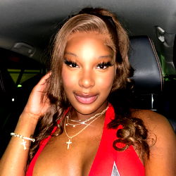 Jasmyn xxx, Las Vegas Model in Red and Blue Bikini